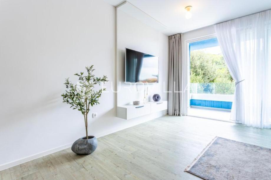 Apartament Apart-m Krvavica